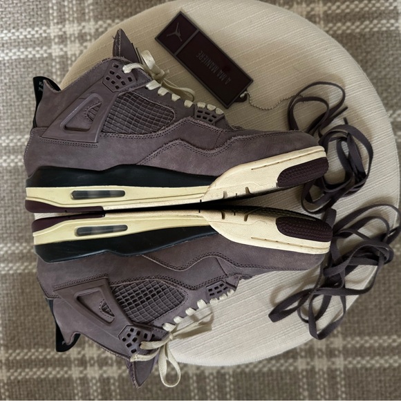 A Ma Maniere Jordan 4 - Picture 1 of 9